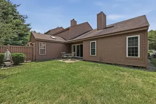200 Ridgefield Cir, Clinton, MA 01510 - Photo 24