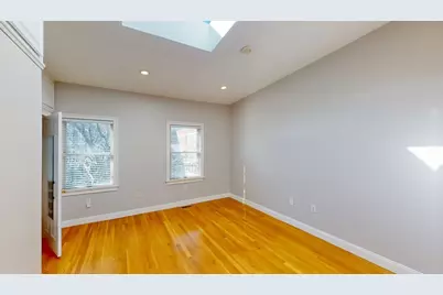 214-216 W 7th St #2L, Boston, MA 02127 - Photo 18