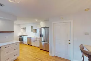 214-216 W Seventh St, Boston, MA 02127 - Photo 6