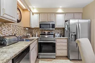 242 Mt Vernon St, Lawrence, MA 01843 - Photo 6