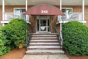 242 Mt Vernon St, Lawrence, MA 01843 - Photo 2