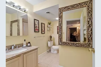 242 Mount Vernon St #6, Lawrence, MA 01843 - Photo 18