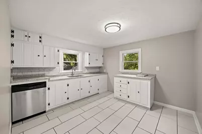 66 Davis Street, Taunton, MA 02780 - Photo 8