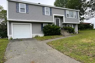 11 Skyview Ln, Woburn, MA 01801 - Photo 1