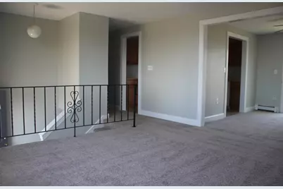 11 Skyview Lane, Woburn, MA 01801 - Photo 4