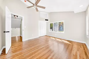 14 Clarence St, Billerica, MA 01821 - Photo 18