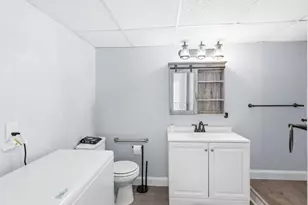 204 School St, Franklin, MA 02038 - Photo 26