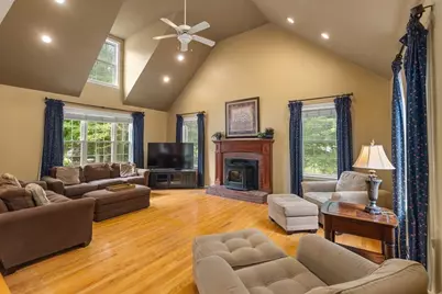 80 Northridge Dr, East Bridgewater, MA 02333 - Photo 8