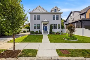 19 Manhattan Terrace, Newton, MA 02465 - Photo 34