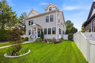 19 Manhattan Terrace, Newton, MA 02465 - Photo 2