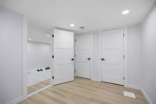 19 Manhattan Terrace, Newton, MA 02465 - Photo 32