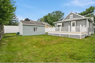 32 Glendale Ave, Peabody, MA 01960 - Photo 32