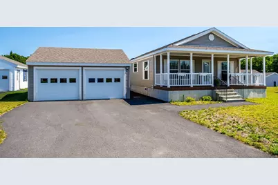 32 Onyx Path, Gardner, MA 01440 - Photo 1