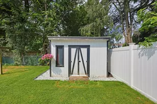 15 Mills St, Dedham, MA 02026 - Photo 6