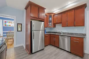 15 Mills St, Dedham, MA 02026 - Photo 16