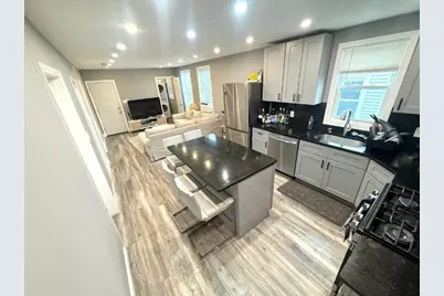 14 Vermont Ave. #3, Somerville, MA 02145 - Photo 1