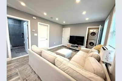 14 Vermont Ave. #3, Somerville, MA 02145 - Photo 4