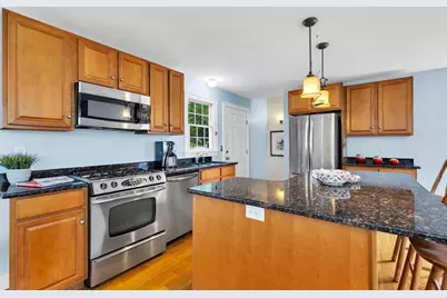 34 Prospect Ave, Bourne, MA 02559 - Photo 6