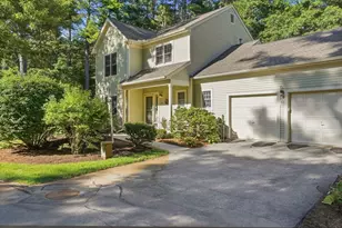 12 Chestnut Ln, Bedford, MA 01730 - Photo 1