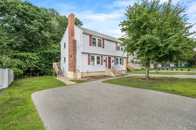 62 Hollis St #62, Lowell, MA 01852 - Photo 16