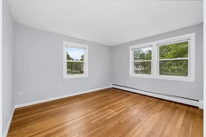62 Hollis St #62, Lowell, MA 01852 - Photo 10