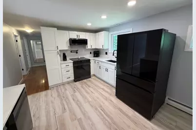 11 C H Clark Dr, Freetown, MA 02702 - Photo 4