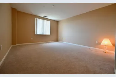 30 Chelsea St #804, Everett, MA 02149 - Photo 16