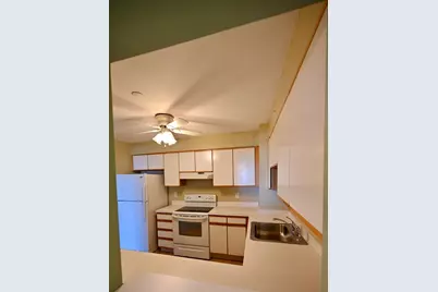 30 Chelsea St #804, Everett, MA 02149 - Photo 14