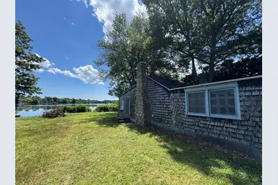 56 Lakeside Ave, Dartmouth, MA 02747 - Photo 2
