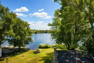 56 Lakeside Ave, Dartmouth, MA 02747 - Photo 4