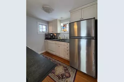 3A Avon St #A, Reading, MA 01867 - Photo 6