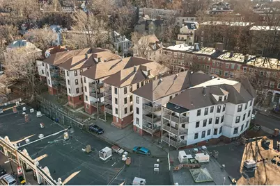 10-24 University Rd., Brookline, MA 02445 - Photo 4