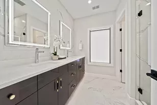 8 Gardner St, Newton, MA 02458 - Photo 14