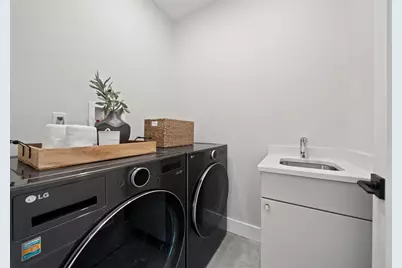 8 Gardner Street, Newton, MA 02458 - Photo 20