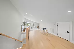 8 Gardner St, Newton, MA 02458 - Photo 26