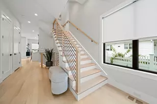 8 Gardner St, Newton, MA 02458 - Photo 22