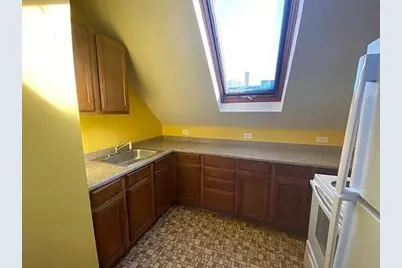 44 Summer St #3, Everett, MA 02149 - Photo 6