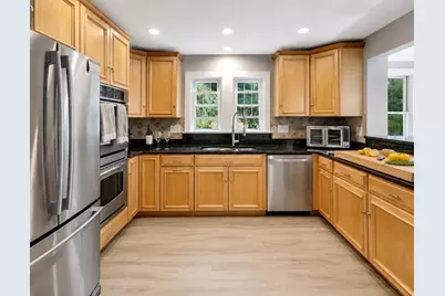 300 Pratt Street, Mansfield, MA 02048 - Photo 14