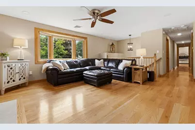 1 Gleason Rd, Burlington, MA 01803 - Photo 10