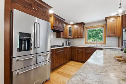 1 Gleason Rd, Burlington, MA 01803 - Photo 6