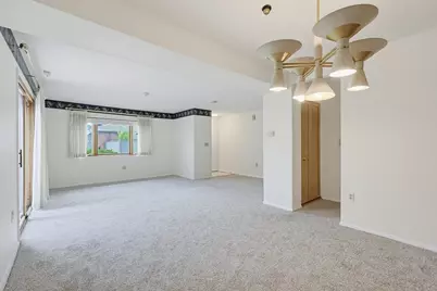 52 Rosewood Dr #52, Stoughton, MA 02072 - Photo 6