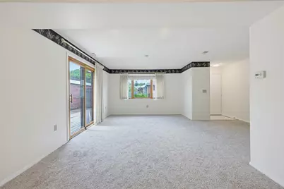 52 Rosewood Dr #52, Stoughton, MA 02072 - Photo 4