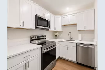 159 Bittersweet Ln #123, Randolph, MA 02368 - Photo 2