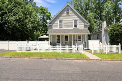 72 Switzer Street, Springfield, MA 01109 - Photo 6