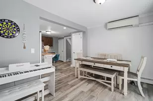72 Switzer St, Springfield, MA 01109 - Photo 24