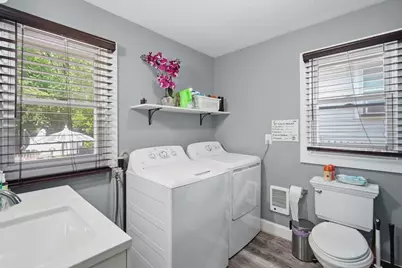 72 Switzer Street, Springfield, MA 01109 - Photo 20