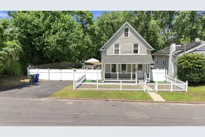 72 Switzer Street, Springfield, MA 01109 - Photo 2
