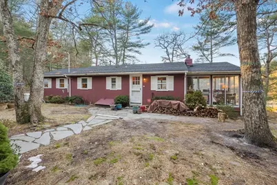 1029 Old Sandwich Rd, Plymouth, MA 02360 - Photo 4