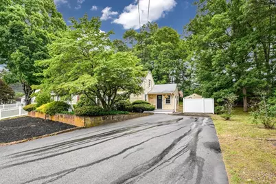 18 Louise Street, Canton, MA 02021 - Photo 2