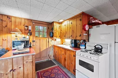 1029 Old Sandwich Rd, Plymouth, MA 02360 - Photo 12